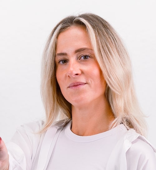 Ana K., Professional Athlete